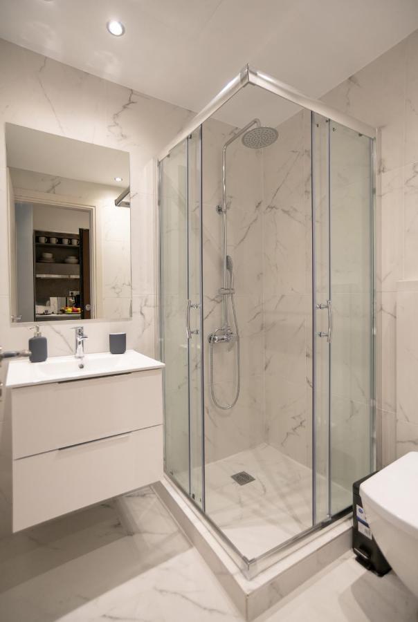 A14 Sunny & Chic 2Room Apartment Near Plaka & Parthenon Athena Bagian luar foto